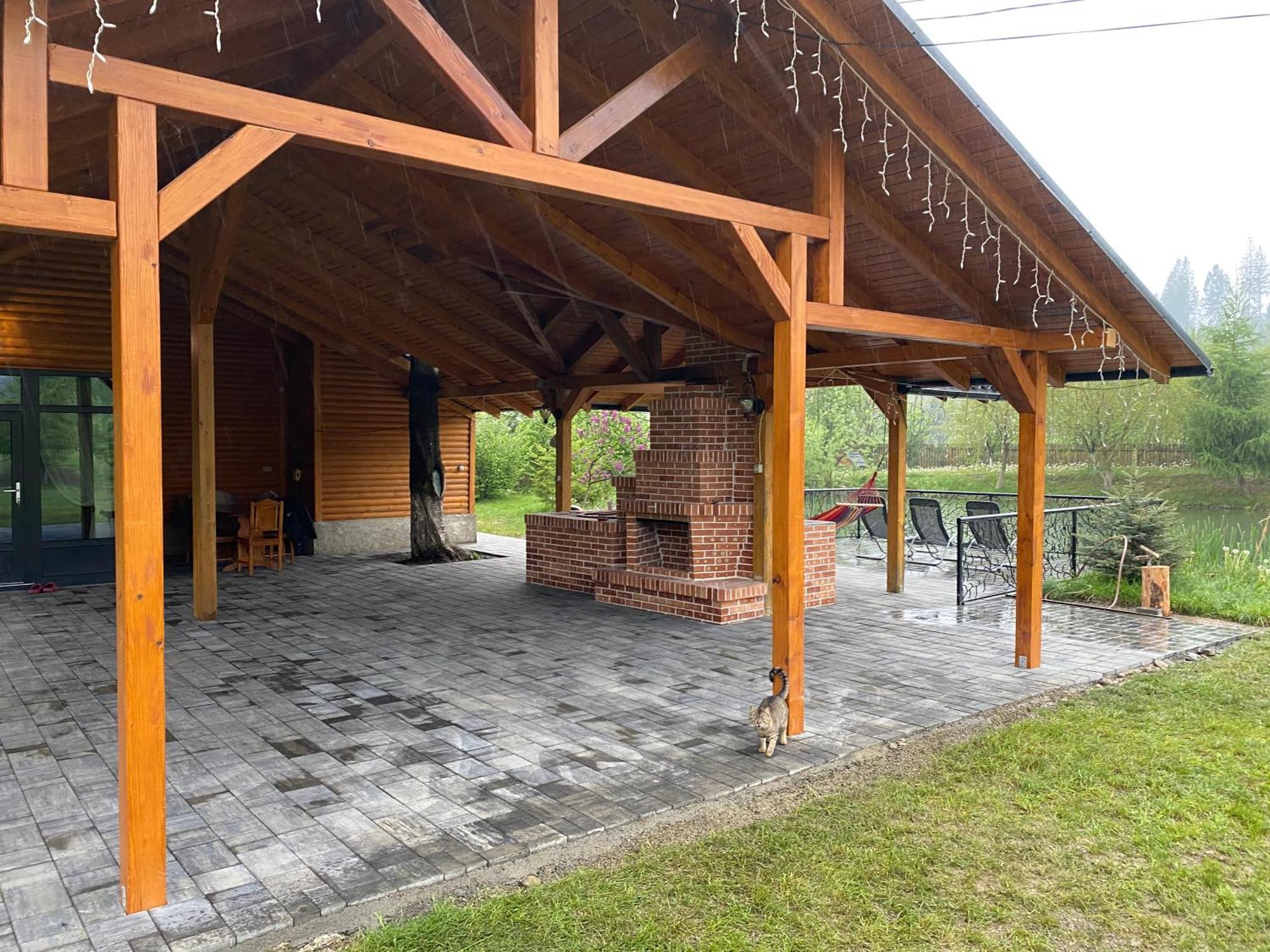Moonlake Chalet Gainesti Exterior photo